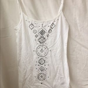 WHITE PATTERNED TANK TOP